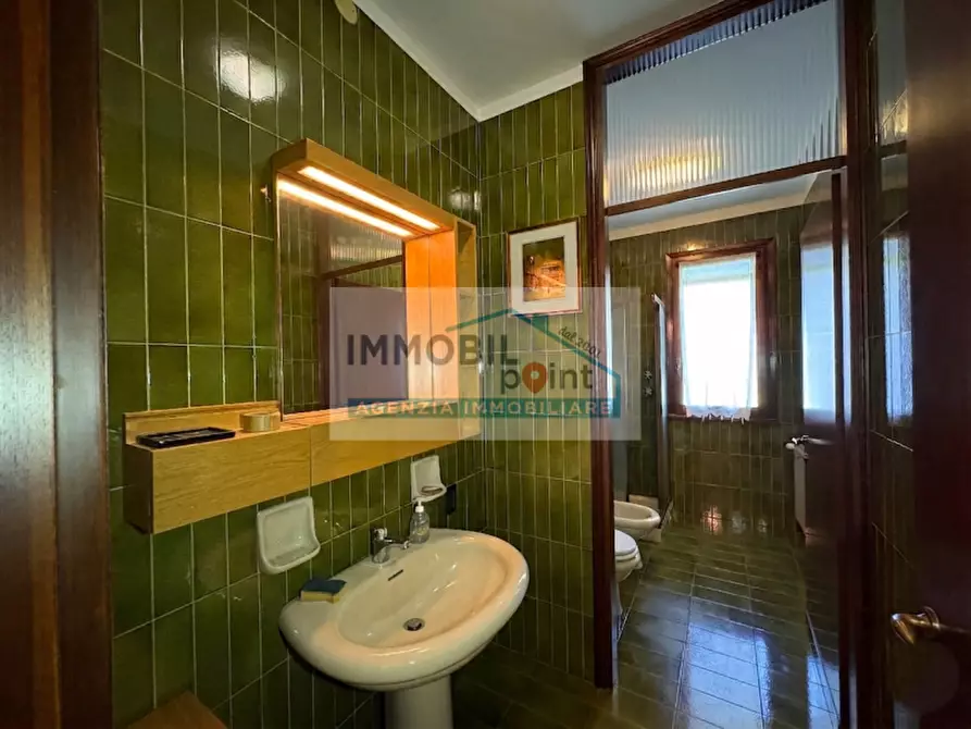 Immagine 30 di Villa in vendita  in Via Vergani a Abano Terme