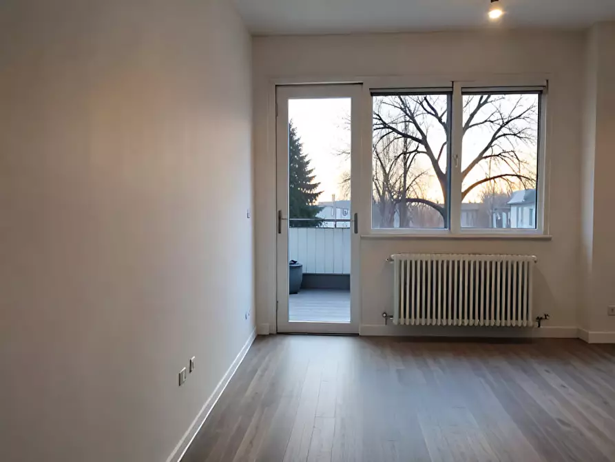 Immagine 4 di Appartamento in vendita  in Via Ugo Bassi a Treviso