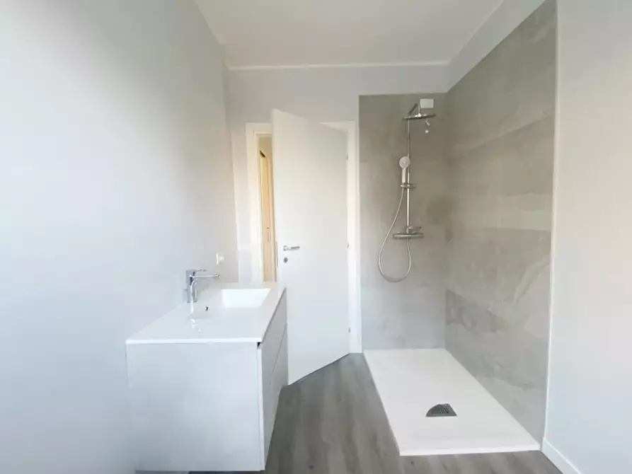 Immagine 18 di Appartamento in vendita  in Via Ugo Bassi a Treviso