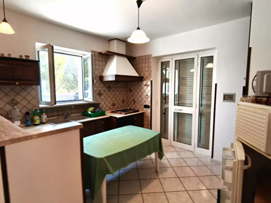 Immagine 18 di Villetta a schiera in vendita  in viale delle viti a Fasano