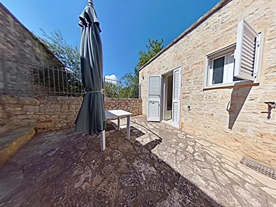 Immagine 22 di Villetta a schiera in vendita  in viale delle viti a Fasano