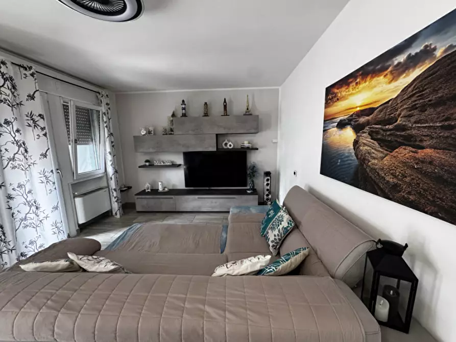 Immagine 7 di Casa bifamiliare in vendita  in Via Matteotti 190 a Giacciano Con Baruchella