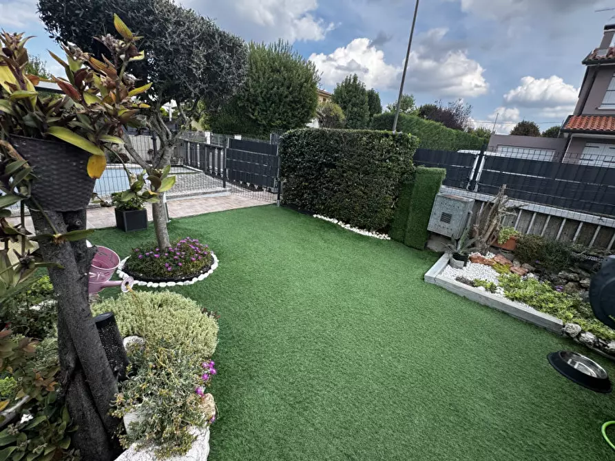 Immagine 8 di Casa bifamiliare in vendita  in Via Matteotti 190 a Giacciano Con Baruchella