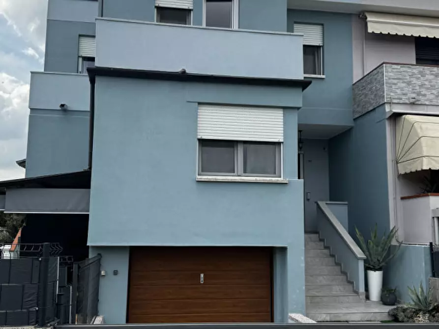 Immagine 19 di Casa bifamiliare in vendita  in Via Matteotti 190 a Giacciano Con Baruchella