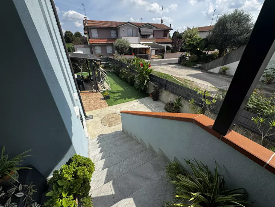 Immagine 23 di Casa bifamiliare in vendita  in Via Matteotti 190 a Giacciano Con Baruchella