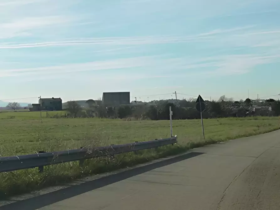 Immagine 2 di Terreno in vendita  in Via Pietro di Lupo Parra a Cascina