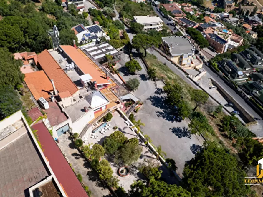 Immagine 9 di Attività commerciale in vendita  in Via Federico Fellini 2 a Palermo