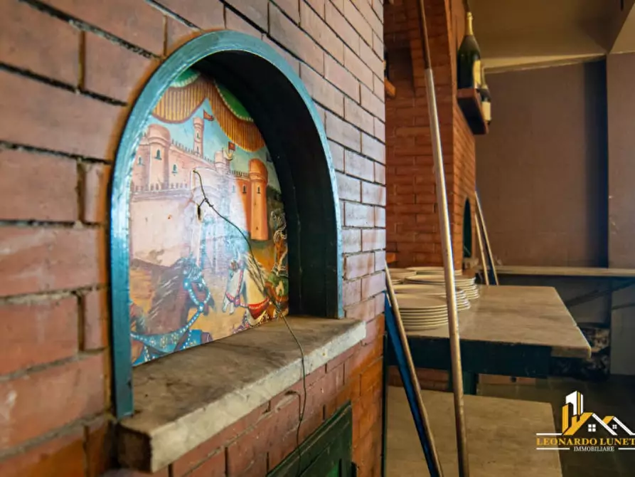 Immagine 39 di Attività commerciale in vendita  in Via Federico Fellini 2 a Palermo