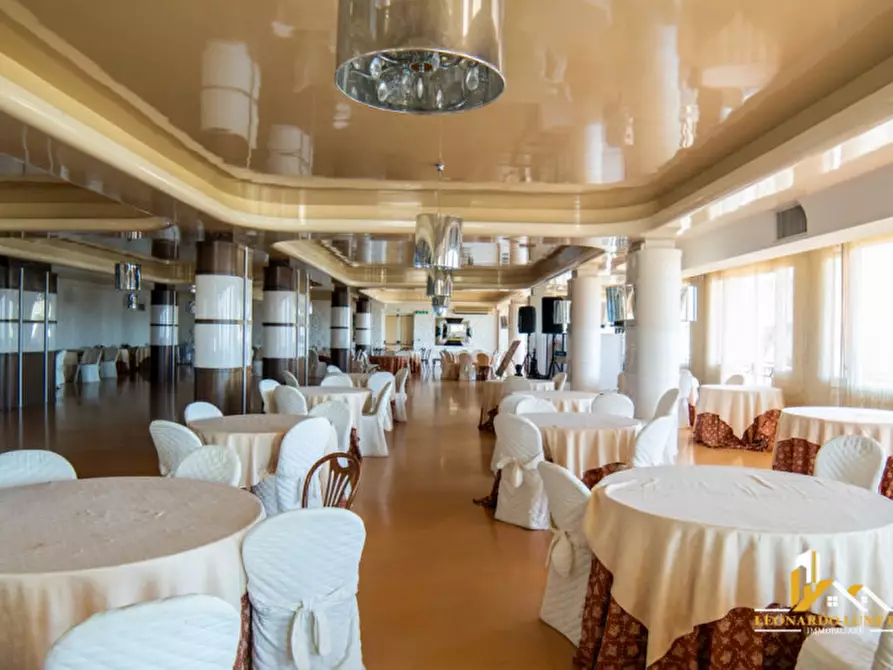 Immagine 40 di Attività commerciale in vendita  in Via Federico Fellini 2 a Palermo