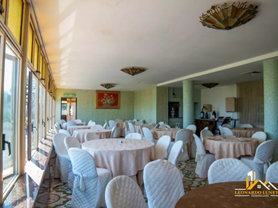 Immagine 56 di Attività commerciale in vendita  in Via Federico Fellini 2 a Palermo