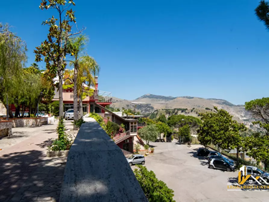 Immagine 74 di Attività commerciale in vendita  in Via Federico Fellini 2 a Palermo