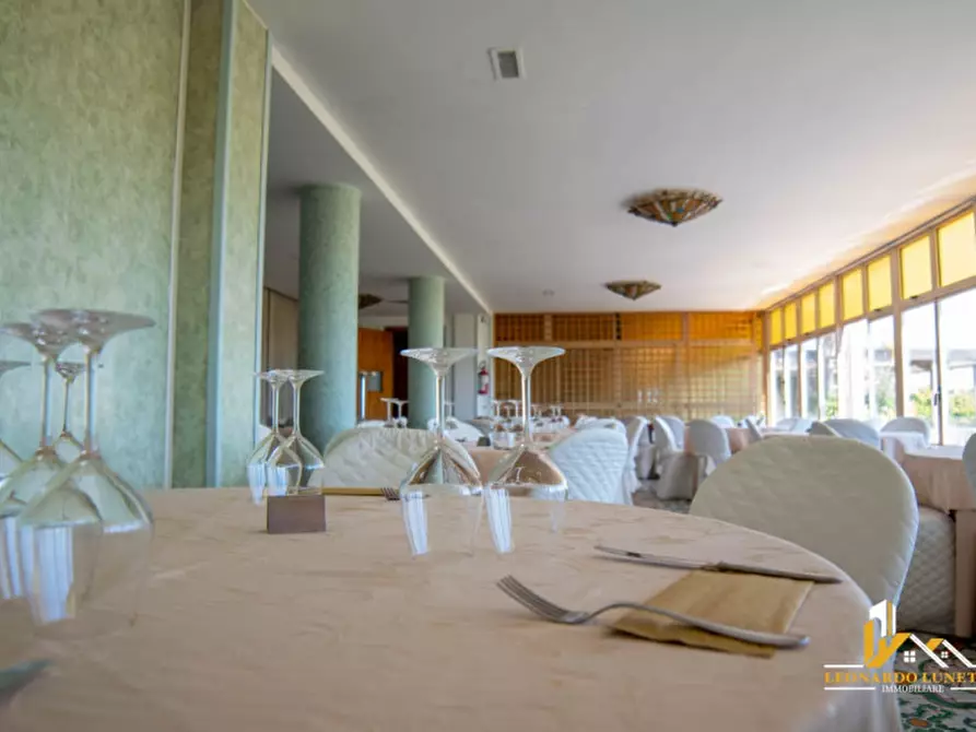 Immagine 77 di Attività commerciale in vendita  in Via Federico Fellini 2 a Palermo