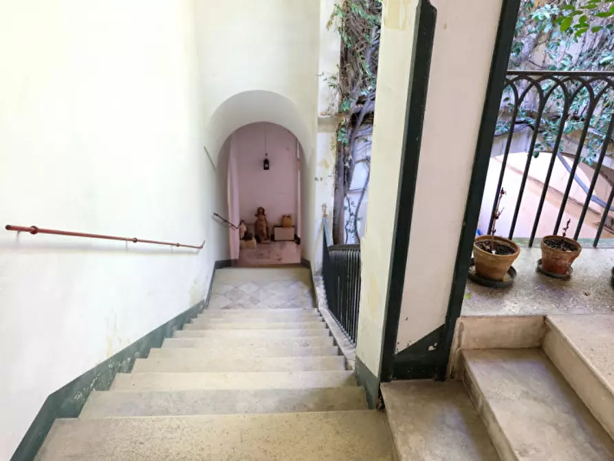 Immagine 6 di Palazzo in vendita  in Via Ascanio Grandi 34 a Lecce