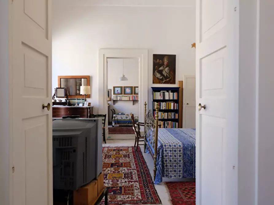 Immagine 17 di Palazzo in vendita  in Via Ascanio Grandi 34 a Lecce