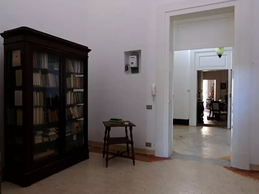 Immagine 44 di Palazzo in vendita  in Via Ascanio Grandi 34 a Lecce
