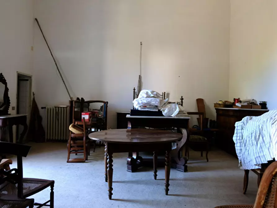 Immagine 48 di Palazzo in vendita  in Via Ascanio Grandi 34 a Lecce