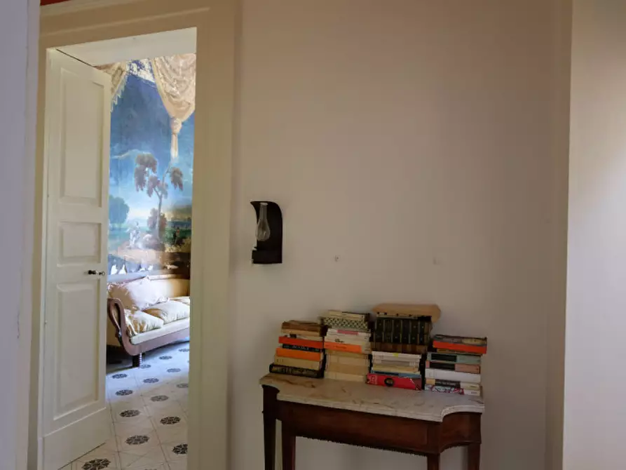 Immagine 65 di Palazzo in vendita  in Via Ascanio Grandi 34 a Lecce