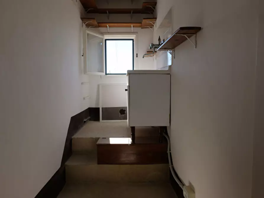 Immagine 70 di Palazzo in vendita  in Via Ascanio Grandi 34 a Lecce