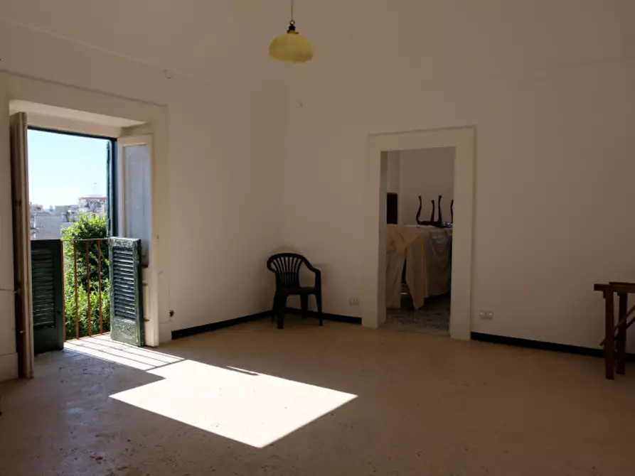 Immagine 75 di Palazzo in vendita  in Via Ascanio Grandi 34 a Lecce