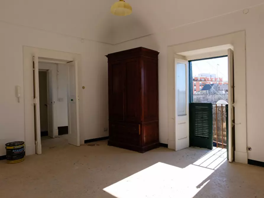 Immagine 76 di Palazzo in vendita  in Via Ascanio Grandi 34 a Lecce