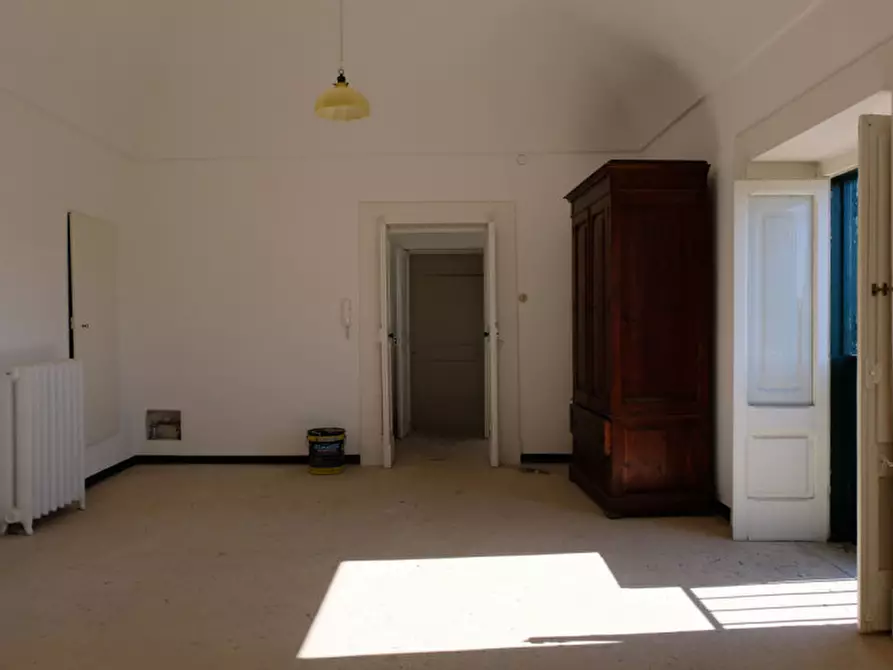 Immagine 77 di Palazzo in vendita  in Via Ascanio Grandi 34 a Lecce