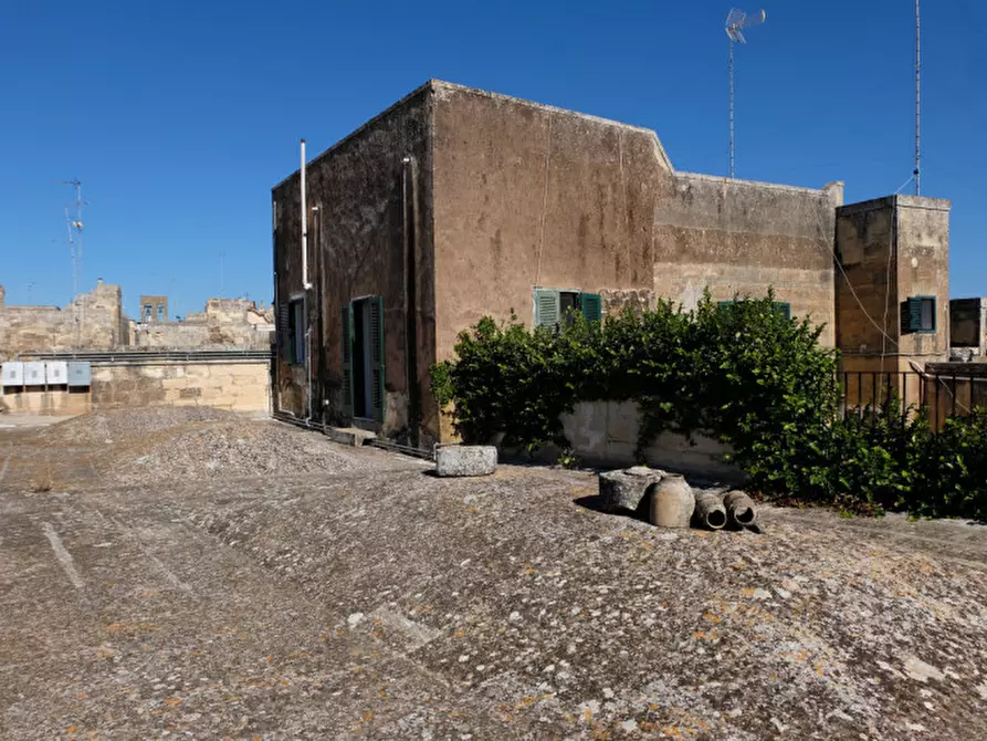 Immagine 83 di Palazzo in vendita  in Via Ascanio Grandi 34 a Lecce