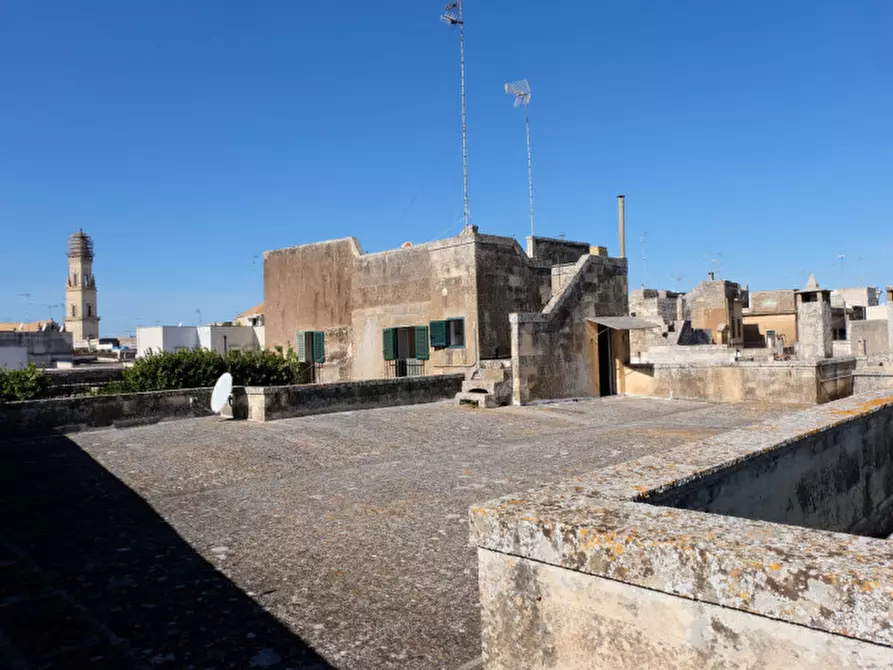 Immagine 87 di Palazzo in vendita  in Via Ascanio Grandi 34 a Lecce