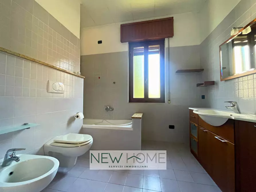 Immagine 4 di Camera in affitto  in Via Mastino della Scala 13 a Verona