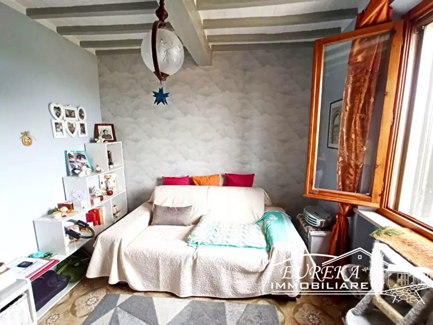 Immagine 10 di Appartamento in vendita  in Via dei Partigiani a Castiglione Del Lago