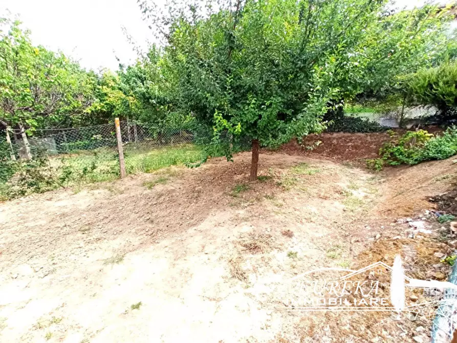 Immagine 22 di Appartamento in vendita  in Via dei Partigiani a Castiglione Del Lago