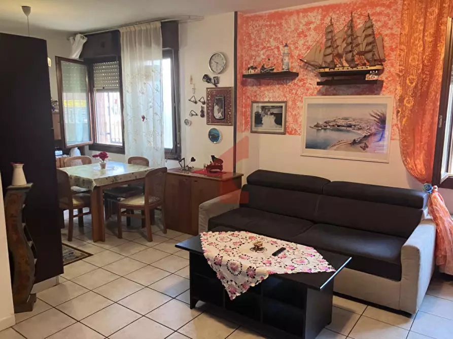 Immagine 1 di Appartamento in vendita  in Via Verona 37 a Parma