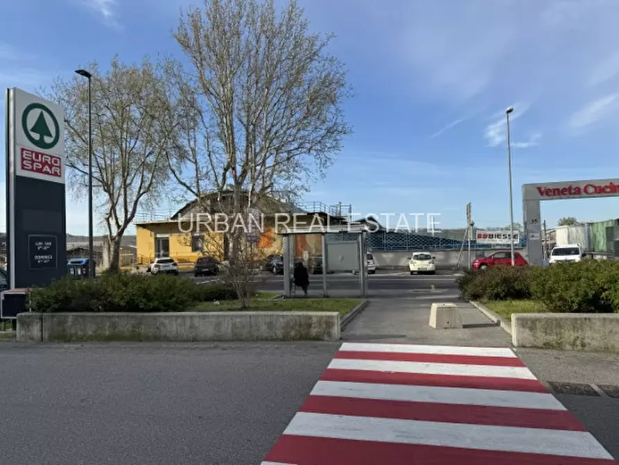 Immagine 14 di Ufficio in affitto  in Via Flavia 35 a Trieste