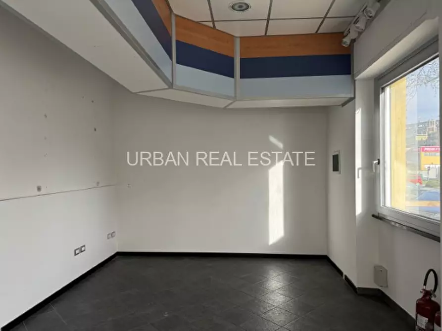 Immagine 17 di Ufficio in affitto  in Via Flavia 35 a Trieste