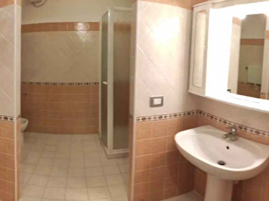 Immagine 6 di Camera in affitto  a Mirandola