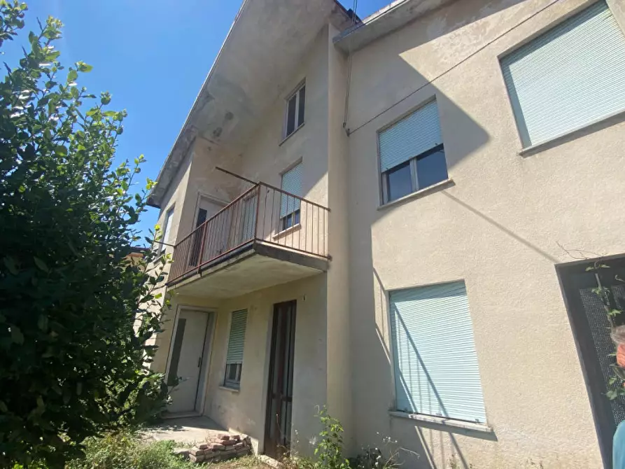 Immagine 1 di Casa indipendente in vendita  a Torrebelvicino