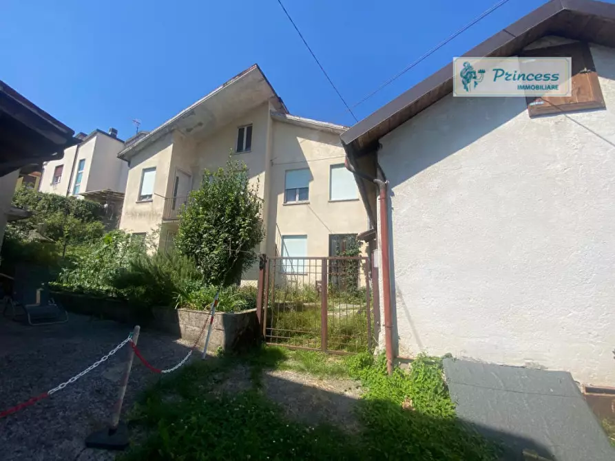 Immagine 3 di Casa indipendente in vendita  a Torrebelvicino