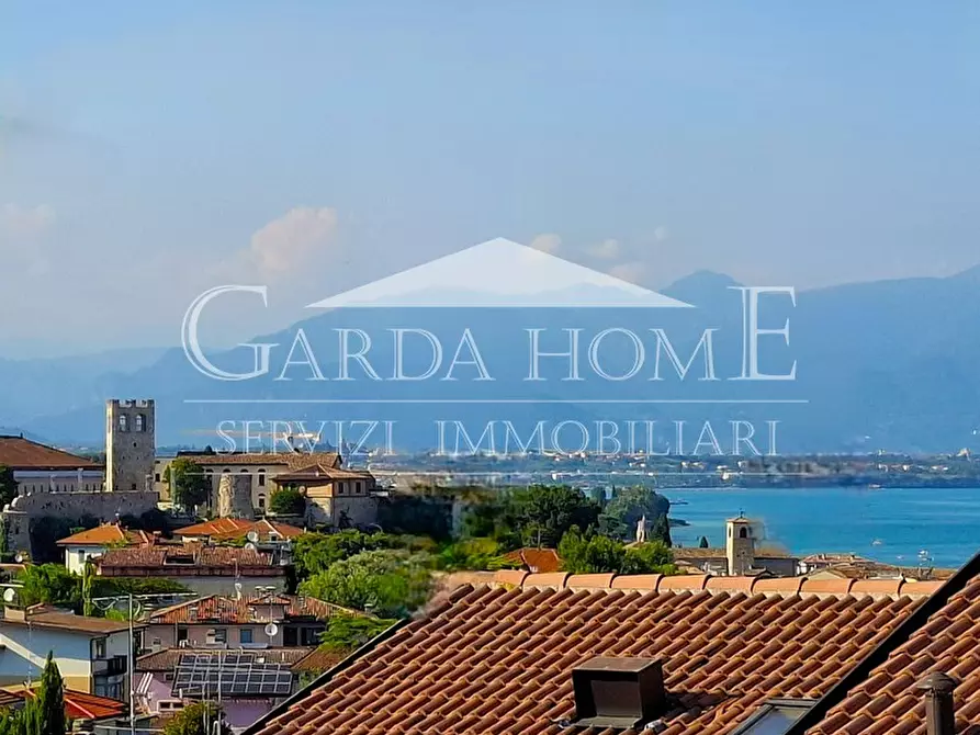 Immagine 9 di Appartamento in vendita  in Via Paolo Veronese a Desenzano Del Garda