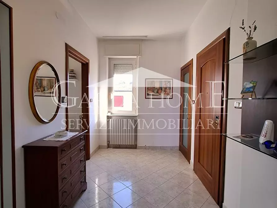 Immagine 17 di Appartamento in vendita  in Via Paolo Veronese a Desenzano Del Garda