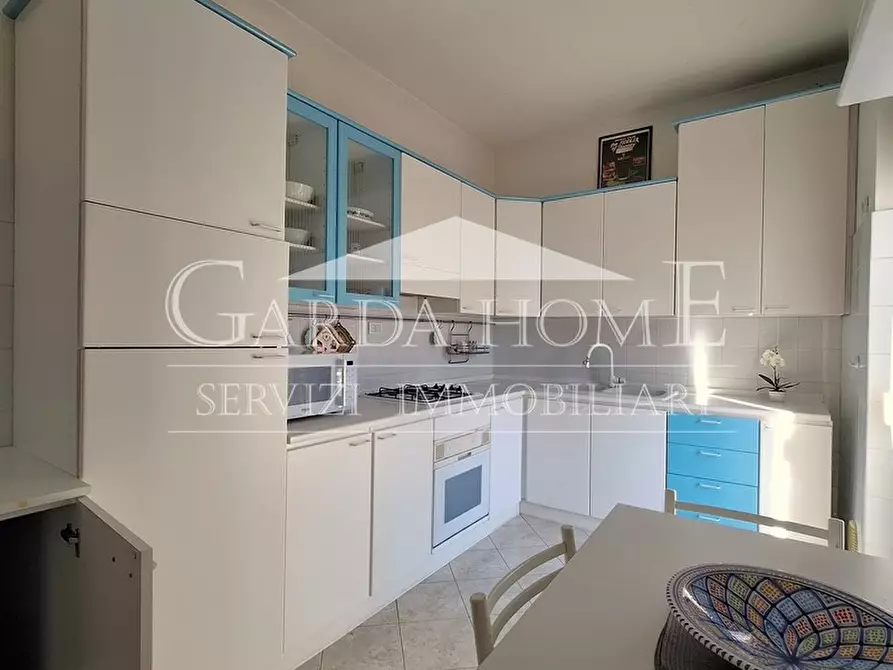 Immagine 18 di Appartamento in vendita  in Via Paolo Veronese a Desenzano Del Garda