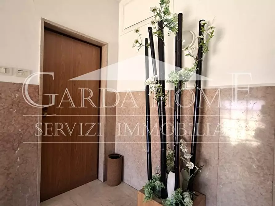 Immagine 25 di Appartamento in vendita  in Via Paolo Veronese a Desenzano Del Garda