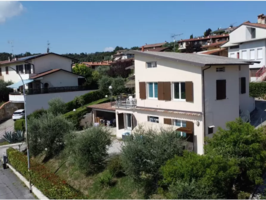 Immagine 3 di Villa in vendita  in via panoramica a Puegnago Sul Garda
