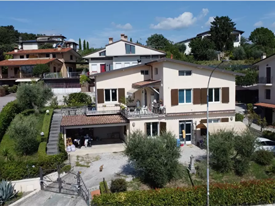 Immagine 4 di Villa in vendita  in via panoramica a Puegnago Sul Garda