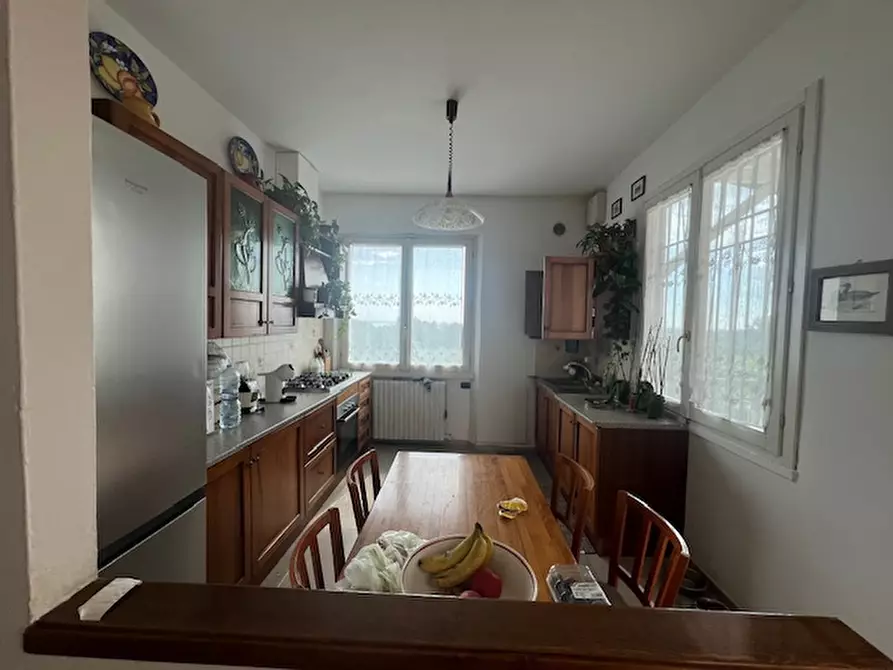 Immagine 5 di Villa in vendita  in via panoramica a Puegnago Sul Garda