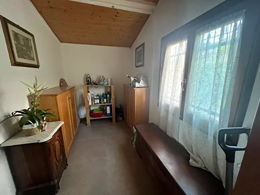 Immagine 9 di Villa in vendita  in via panoramica a Puegnago Sul Garda