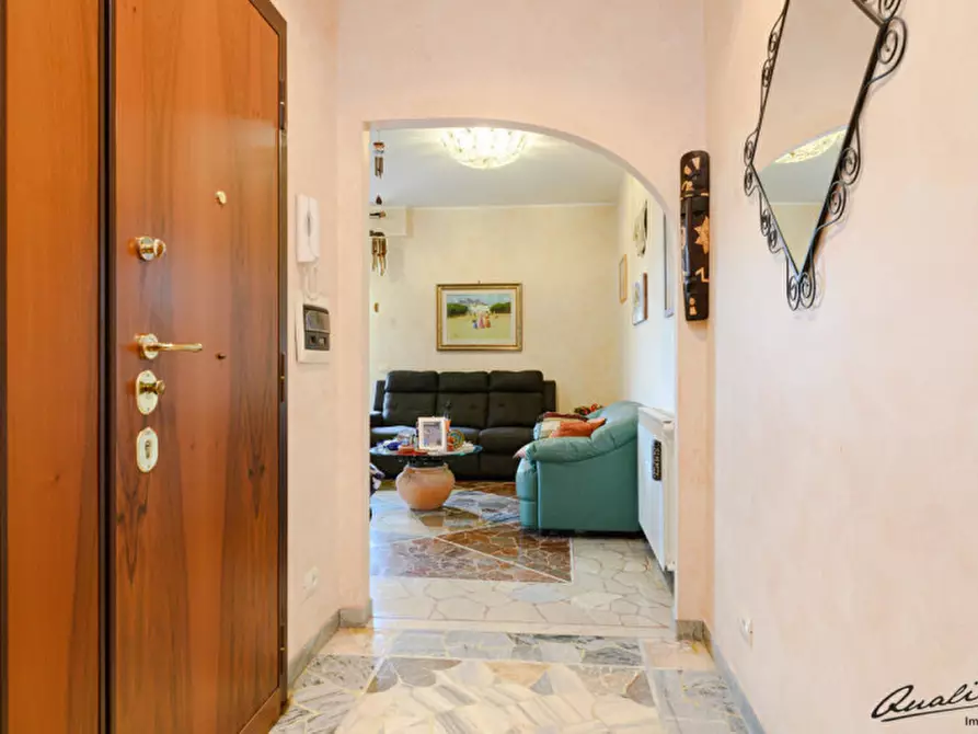 Immagine 2 di Appartamento in vendita  in via Castelplanio 16 a Roma