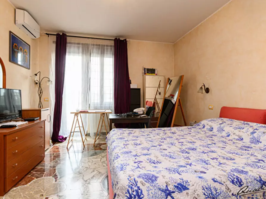 Immagine 18 di Appartamento in vendita  in via Castelplanio 16 a Roma