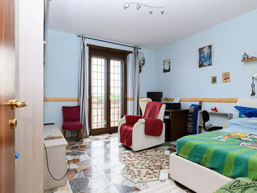 Immagine 26 di Appartamento in vendita  in via Castelplanio 16 a Roma