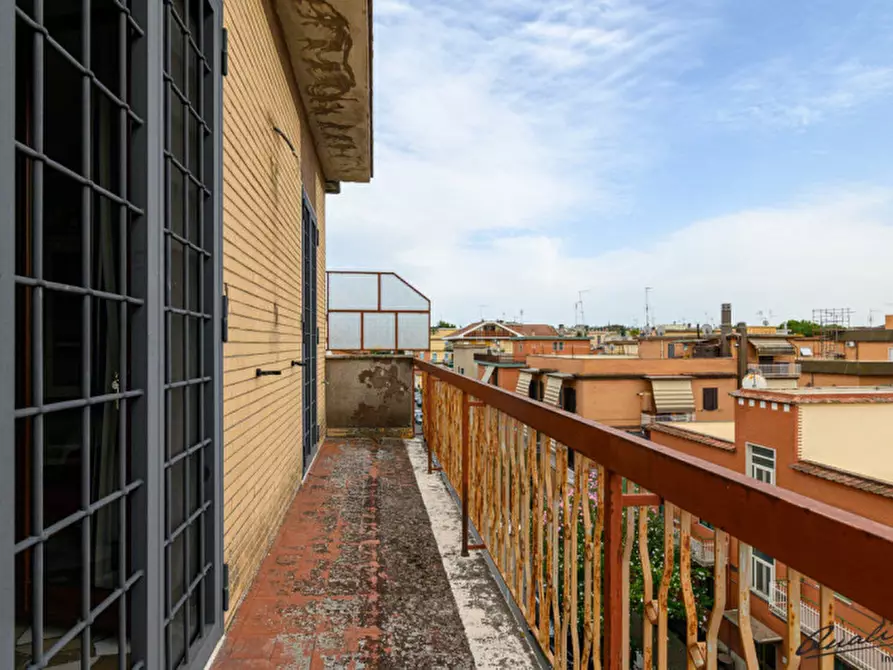 Immagine 35 di Appartamento in vendita  in via Castelplanio 16 a Roma