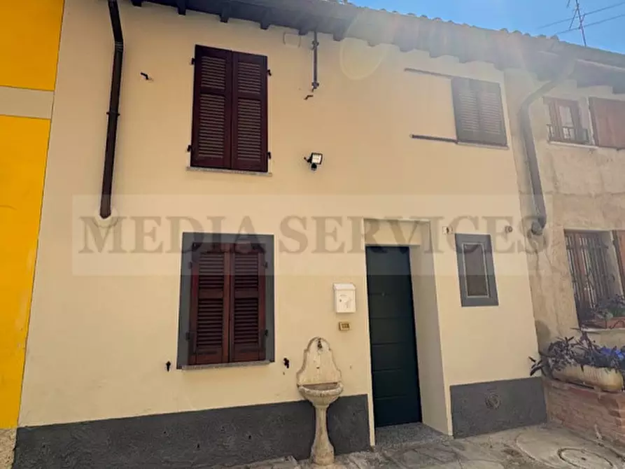 Immagine 1 di Villetta a schiera in vendita  in vicolo de Campanile n° 9 a Garlasco