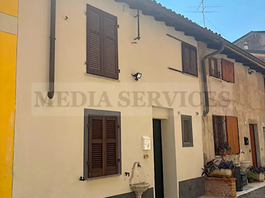 Immagine 23 di Villetta a schiera in vendita  in vicolo de Campanile n° 9 a Garlasco